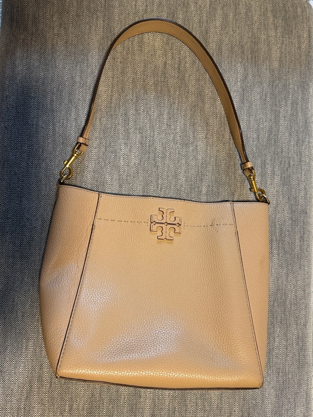 Tory Burch Pebbled Leather Shoulder Bag in Light Beige